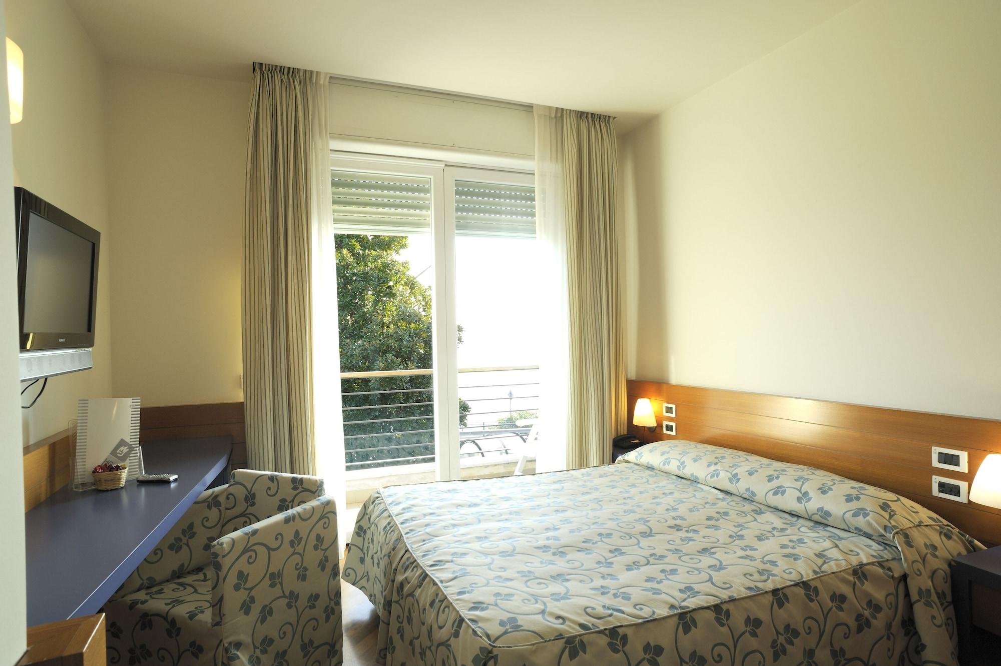 Hotel Le Roi Varazze Eksteriør bilde
