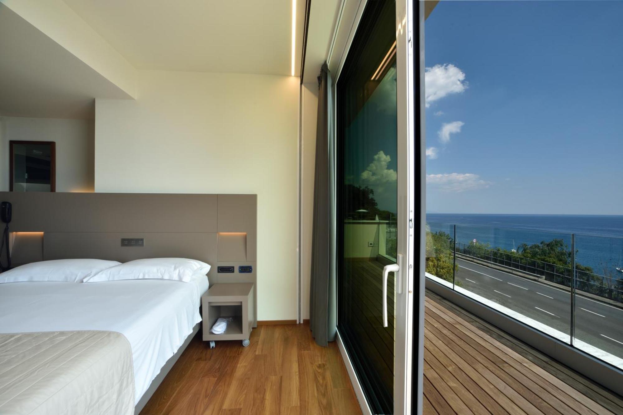 Hotel Le Roi Varazze Eksteriør bilde